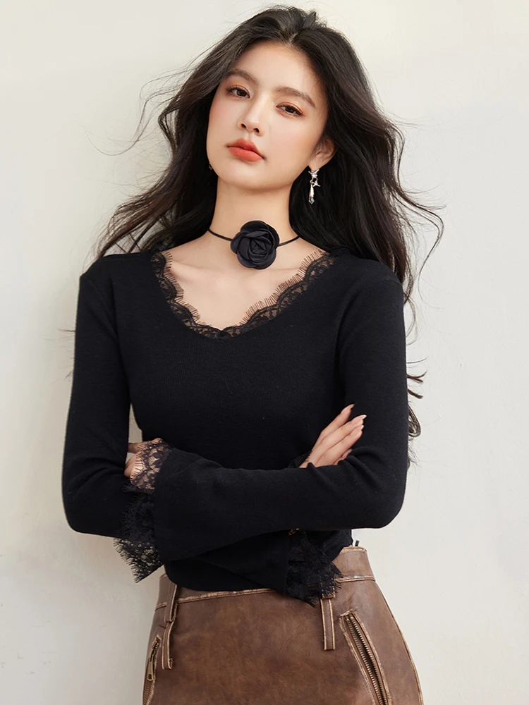 French Lace Patchwork V-neck Knit Sweater Women Temperament Slim Fit Top Long Sleeve Knitting Tops Spring Autumn New
French Lace Patchwork V-neck Knit Sweater Women Temperament Slim Fit Top Long Sleeve Knitting Tops Spring Autumn New