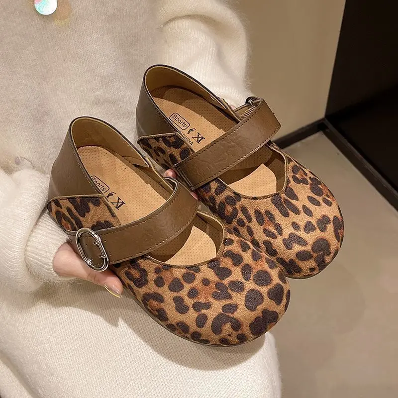 Women Retro French Mary Jane Shoes Convertible Spring Summer 2026 New with Super Soft Sole Height Boost for Skirts
Women Retro French Mary Jane Shoes Convertible Spring Summer 2026 New with Super Soft Sole Height Boost for Skirts
