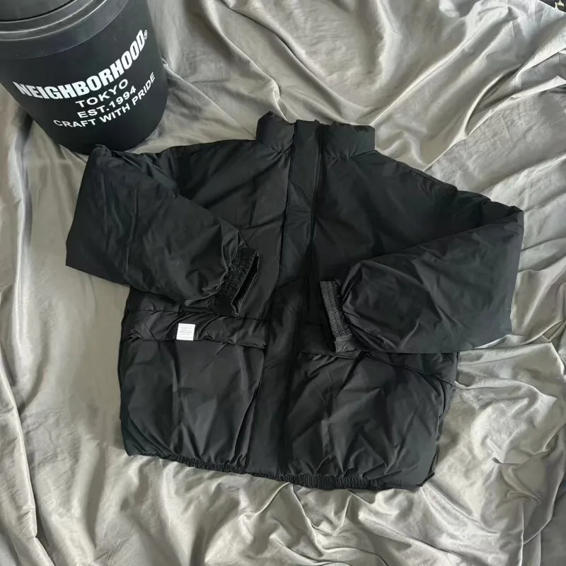 Black Madness MDNS Пуховик на молнии с воротником-стойкой Японские мужские и женские зимние утепленные свободные повседневные куртки высокого качества
Black Madness MDNS Пуховик на молнии с воротником-стойкой Японские мужские и женские зимние утепленные свободные повседневные куртки высокого качества