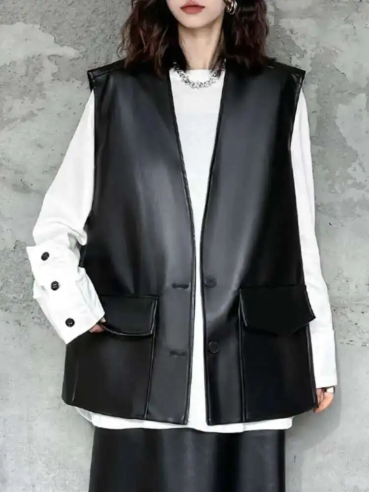 Women Black Big Size PU Leather Vest New V-collar Sleeveless Single Breasted Loose Fashion Tide Spring Autumn
Women Black Big Size PU Leather Vest New V-collar Sleeveless Single Breasted Loose Fashion Tide Spring Autumn