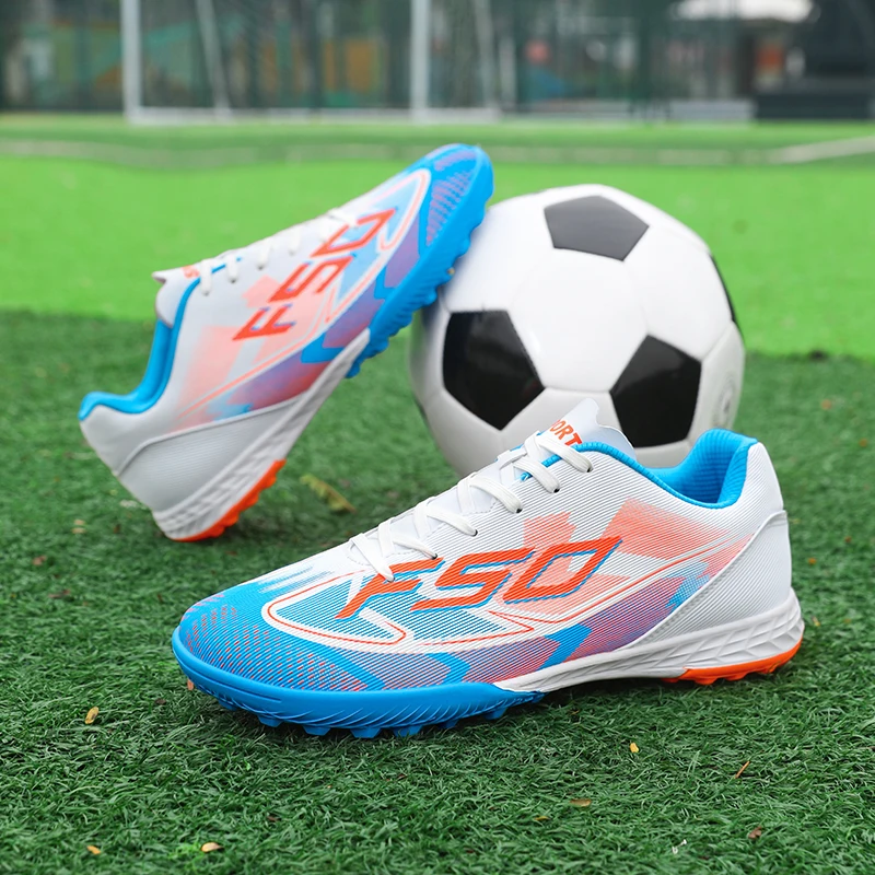 Youth Low Top Football Cleats Comfortable Padded Insole Wearproof Non Slip Spikes Breathable Field Daily Training Footwear
Youth Low Top Football Cleats Comfortable Padded Insole Wearproof Non Slip Spikes Breathable Field Daily Training Footwear
