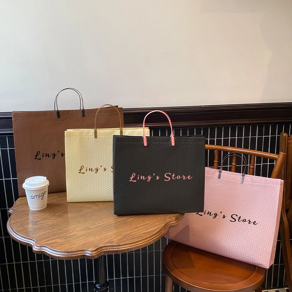 200pcs Custom Logo Jewelry Tote Bags Non Woven Shopping Dress Cloth T-shirt Cosmetic Wedding Favors Gift Shoes Packaging Handbag
200pcs Custom Logo Jewelry Tote Bags Non Woven Shopping Dress Cloth T-shirt Cosmetic Wedding Favors Gift Shoes Packaging Handbag