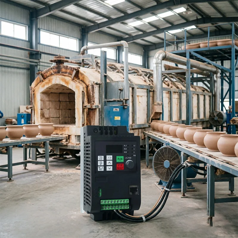 110V frequency inverters 0.4KW, 0.55KW, 0.75KW, 1KW, 2.2KW frequency 50-600Hz
110V frequency inverters 0.4KW, 0.55KW, 0.75KW, 1KW, 2.2KW frequency 50-600Hz