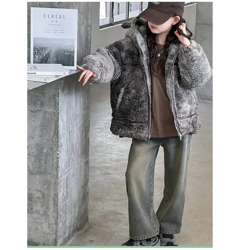 Girls Dark Gray Wool Coat Children 2024 New Autumn Winter Fashion Simple Casual Coat European Fashion Style Top Clothes
Girls Dark Gray Wool Coat Children 2024 New Autumn Winter Fashion Simple Casual Coat European Fashion Style Top Clothes