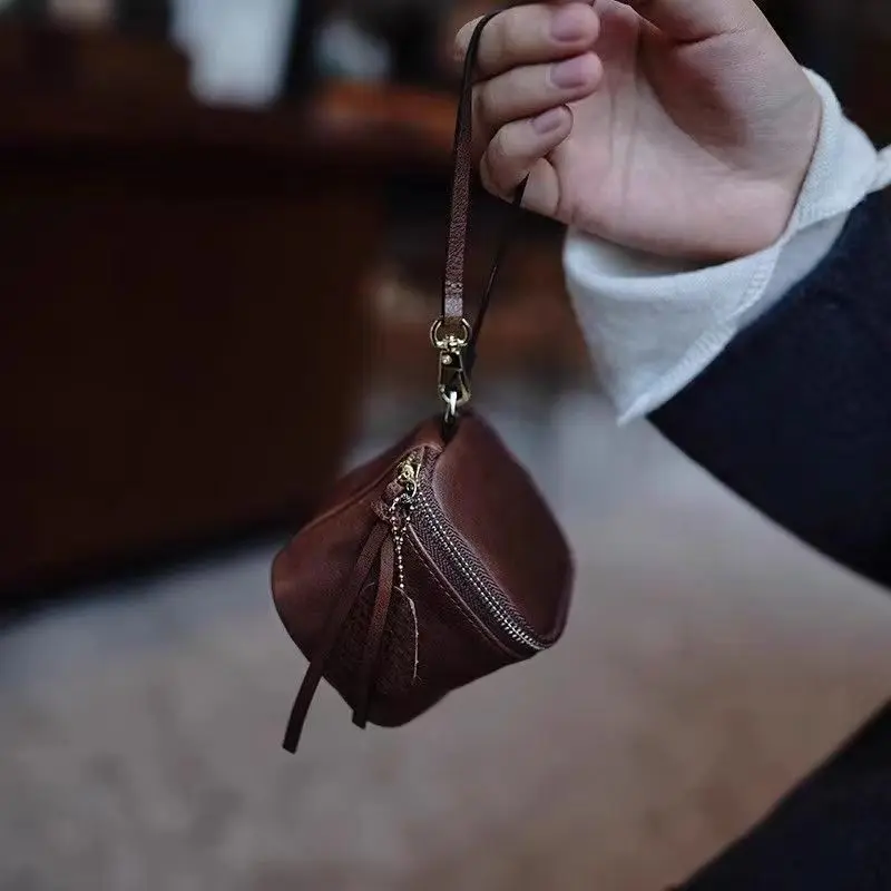 SEMALAYA New vintage playbook bag Disc bead bag Walnut storage bag Star Moon Vajra string waterproof jewelry storage bag
SEMALAYA New vintage playbook bag Disc bead bag Walnut storage bag Star Moon Vajra string waterproof jewelry storage bag