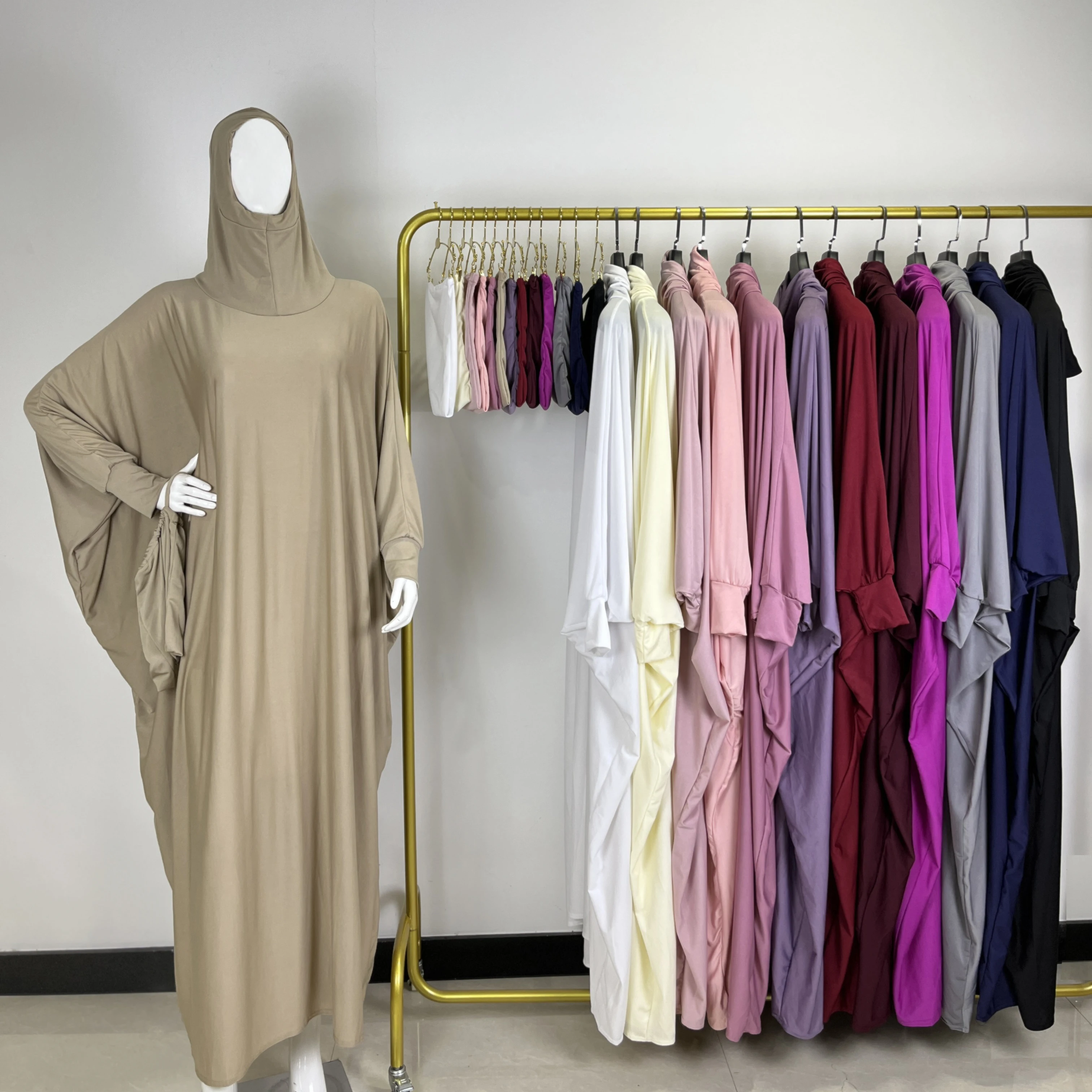 Muslim Women Solid Color with Small Bag Elegant Temperament Islamic Dress Robe Comfortable Islamic Clothing for Women Khimar
Muslim Women Solid Color with Small Bag Elegant Temperament Islamic Dress Robe Comfortable Islamic Clothing for Women Khimar