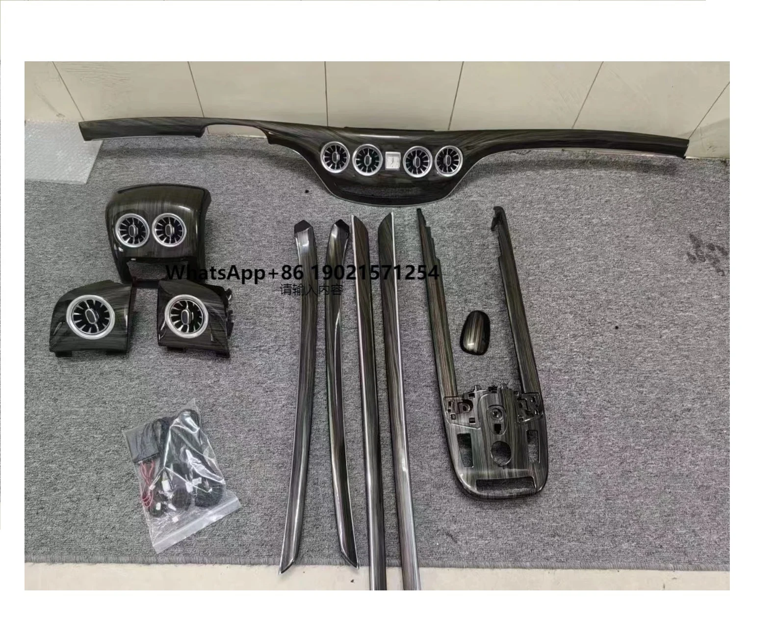 Accessories Interior Turbine Vent Panel Overlay for S-Class W221 Upgrade W222 Interior Center Console
Accessories Interior Turbine Vent Panel Overlay for S-Class W221 Upgrade W222 Interior Center Console