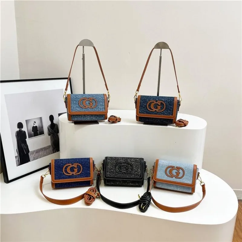 Unique Fashionable Diaper Bag: Stylish Crossbody Messenger Bag For Women With Luxury Designer Look And Large Tote Space
Unique Fashionable Diaper Bag: Stylish Crossbody Messenger Bag For Women With Luxury Designer Look And Large Tote Space