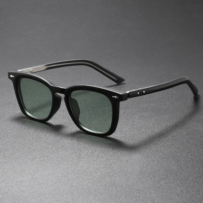 Retro Square Women Rivets Sunglasses Men Fashion Dark Green Shades UV400 Women's Sunglasses Outdoor High Quality Travel Glasses
Retro Square Women Rivets Sunglasses Men Fashion Dark Green Shades UV400 Women's Sunglasses Outdoor High Quality Travel Glasses