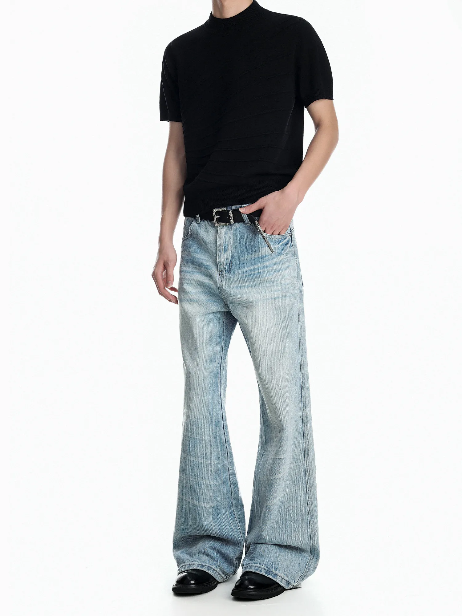 Retro Washed American Street Texture Men's Loose Casual Fashion Jeans with Pleats mid Waist Zipper Closure Summer Jeans
Retro Washed American Street Texture Men's Loose Casual Fashion Jeans with Pleats mid Waist Zipper Closure Summer Jeans