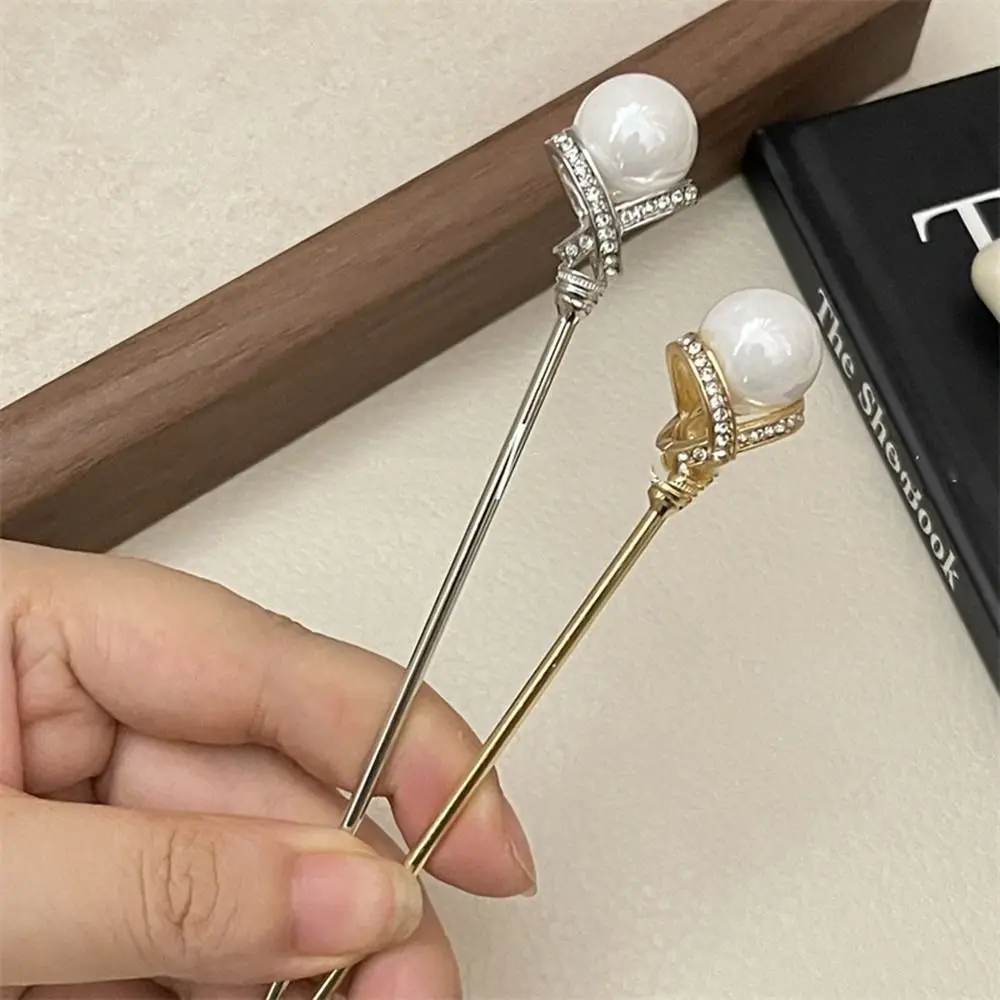 Exquisite Metal Pearl Hairpin Gold Silver Rhinestone Hair Stick Hair Fork Hanfu Headwear Women
Exquisite Metal Pearl Hairpin Gold Silver Rhinestone Hair Stick Hair Fork Hanfu Headwear Women