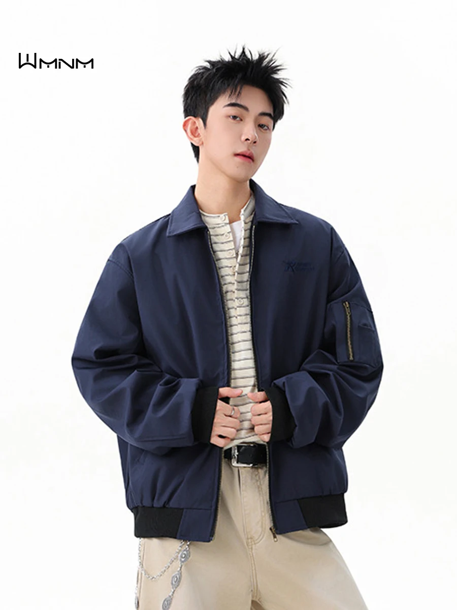 Мужская осенняя куртка-бомбер в американском ретро-стиле, премиум-класса, с воротником, в бейсбольном стиле, для создания стильного и элегантного образа
Мужская осенняя куртка-бомбер в американском ретро-стиле, премиум-класса, с воротником, в бейсбольном стиле, для создания стильного и элегантного образа