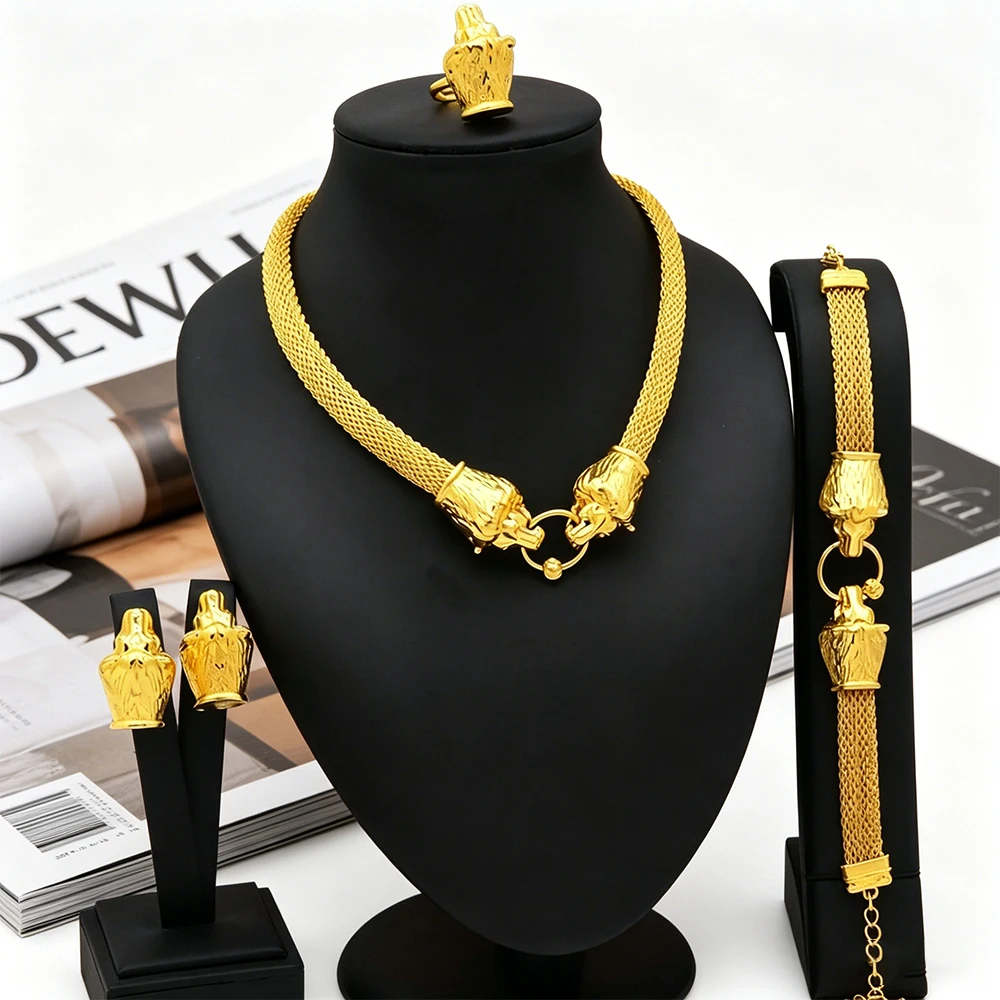 African Classic Leopard 4Pcs Jewelry Set Luxury 24K Gold Plated Necklace Earrings Bangle Ring Fashion Women Jewelry Party Daily
African Classic Leopard 4Pcs Jewelry Set Luxury 24K Gold Plated Necklace Earrings Bangle Ring Fashion Women Jewelry Party Daily