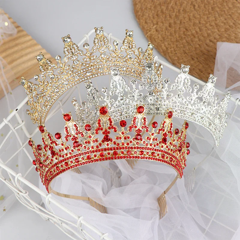 Дорогая повязка на голову с короной из сплава со стразами для свадебной принцессы, идеально подходит для аксессуаров женских волос на свадьбе
Дорогая повязка на голову с короной из сплава со стразами для свадебной принцессы, идеально подходит для аксессуаров женских волос на свадьбе