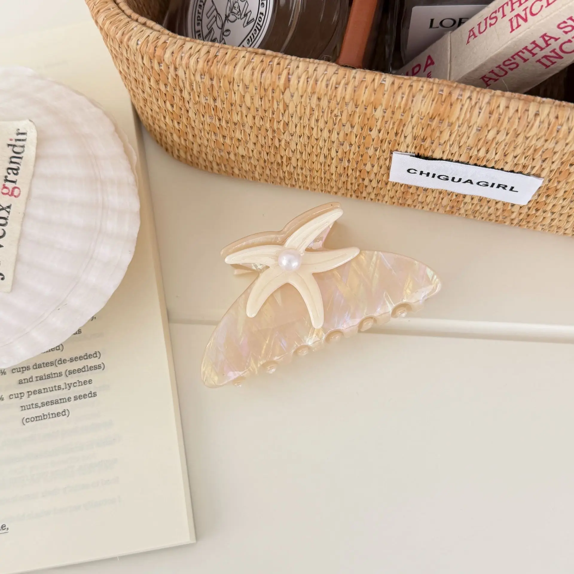 Premium Elegant Very High Quality Non Slip Hair Fork Y Shape with Pearl and Starfish Claw for Shower Updo Daily Use
Premium Elegant Very High Quality Non Slip Hair Fork Y Shape with Pearl and Starfish Claw for Shower Updo Daily Use