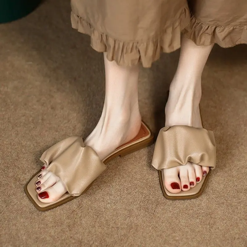 NEW Luxury Summer New Women's Beach Slipper Casual Fashion Comfortable Low Heel Sandals Solid Color Woman's Loveliness Slippers
NEW Luxury Summer New Women's Beach Slipper Casual Fashion Comfortable Low Heel Sandals Solid Color Woman's Loveliness Slippers