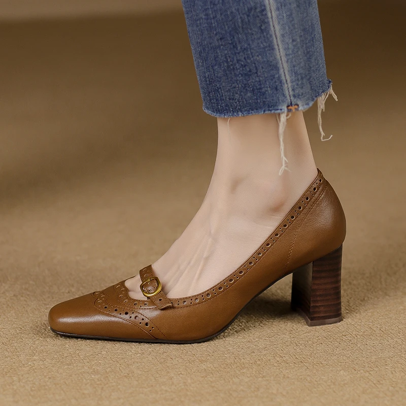 Ladies Pumps Cowhide Retro High Heels Slip On Elegant Shoes On Heel 6.5 Simple Shoes Spring Autumn Vintage Brogue Pumps
Ladies Pumps Cowhide Retro High Heels Slip On Elegant Shoes On Heel 6.5 Simple Shoes Spring Autumn Vintage Brogue Pumps