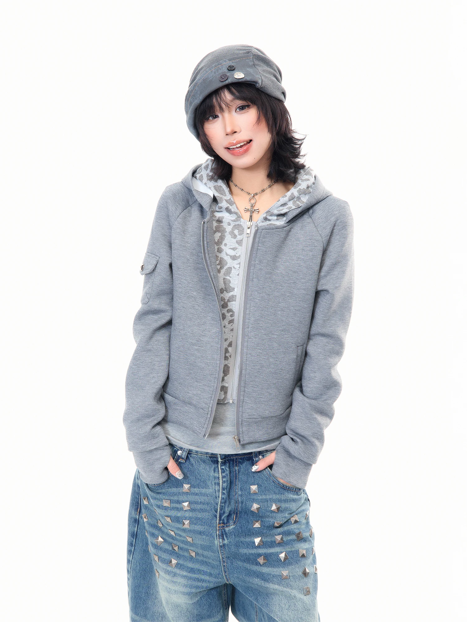Gray Leopard Print Hoodie Women's Slim Fit Spring New Vintage Short Cardigan Top Jacket MKGO Standard Fit Long Sleeve Zipper
Gray Leopard Print Hoodie Women's Slim Fit Spring New Vintage Short Cardigan Top Jacket MKGO Standard Fit Long Sleeve Zipper