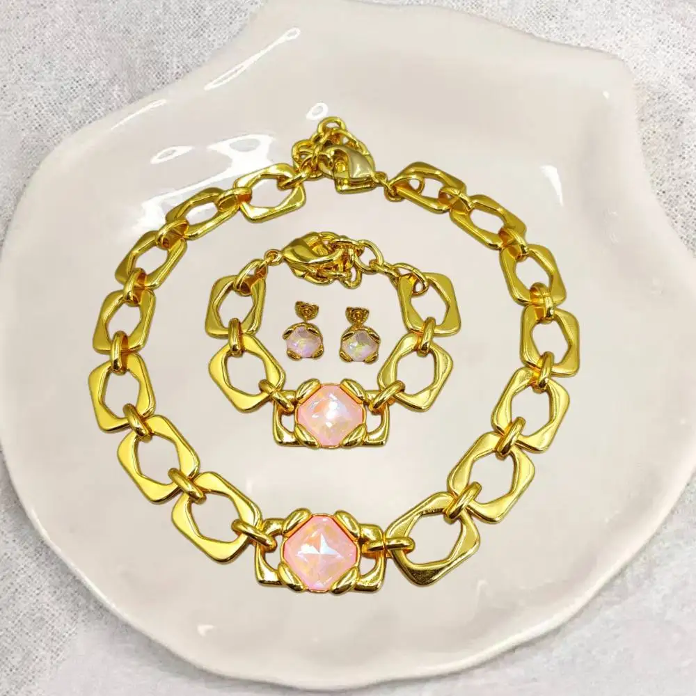 2026 Spain Beautiful Palace Style Colored Crystal Chain Set Jewelry Three Piece Set Couple Gift
2026 Spain Beautiful Palace Style Colored Crystal Chain Set Jewelry Three Piece Set Couple Gift