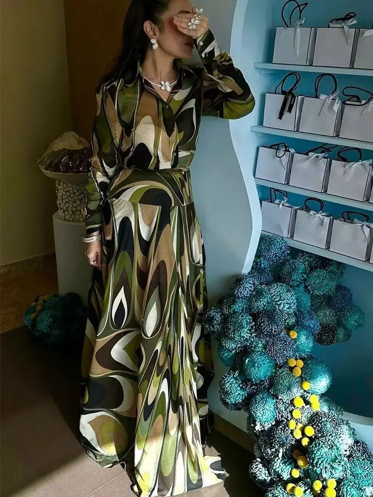 2026 Spring Women's New Lapel Single-breasted Long-sleeved Printed Shirt Two-piece+A-shaped Skirt Fashion Set with High Wa
2026 Spring Women's New Lapel Single-breasted Long-sleeved Printed Shirt Two-piece+A-shaped Skirt Fashion Set with High Wa