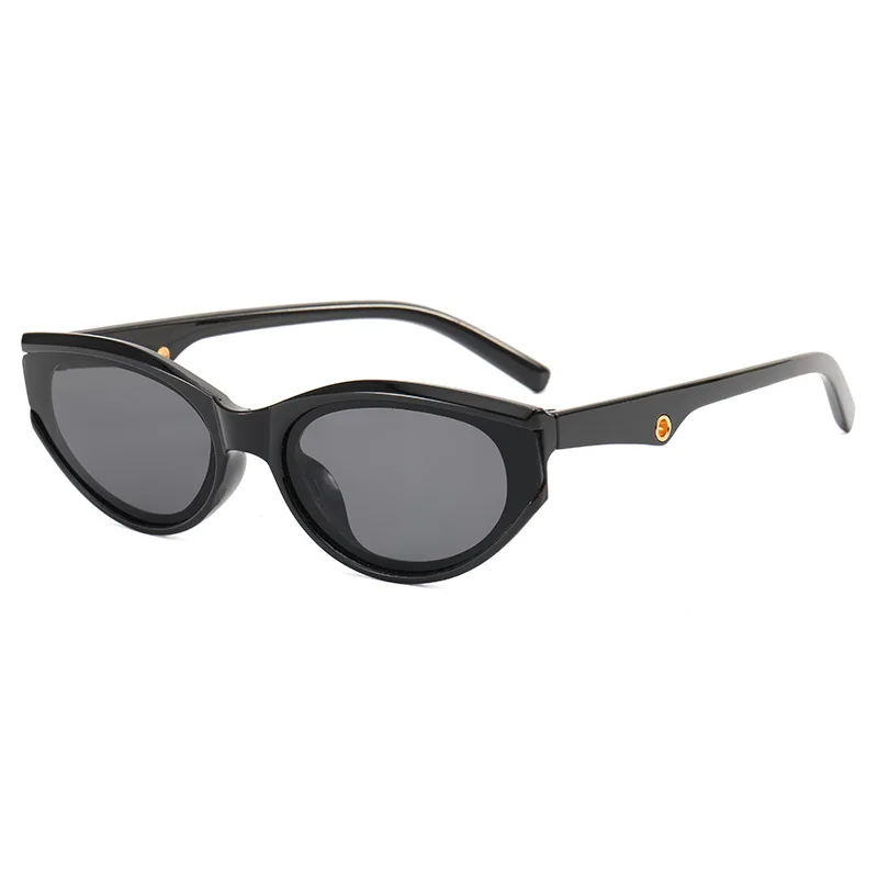 ODEK PIANAN New Fashion UV400 Retro Polygonal Personalized Women's Daily Sunscreen Sunglasses
ODEK PIANAN New Fashion UV400 Retro Polygonal Personalized Women's Daily Sunscreen Sunglasses