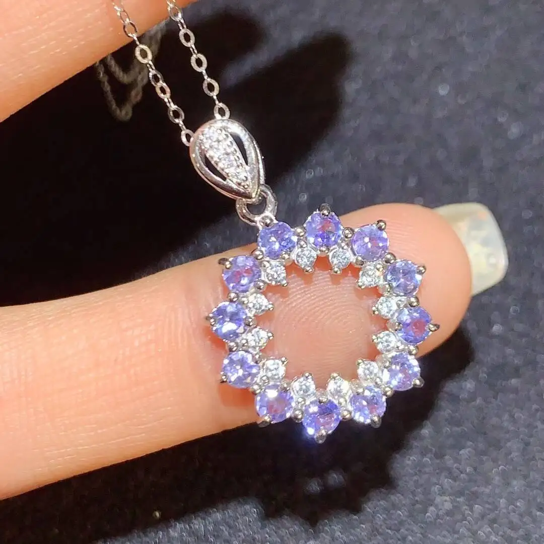 KJJEAXCMY High Women's Pendant Natural Tanzanite S925 Silver Colorful and splendid The entire body is spotless and flawless
KJJEAXCMY High Women's Pendant Natural Tanzanite S925 Silver Colorful and splendid The entire body is spotless and flawless