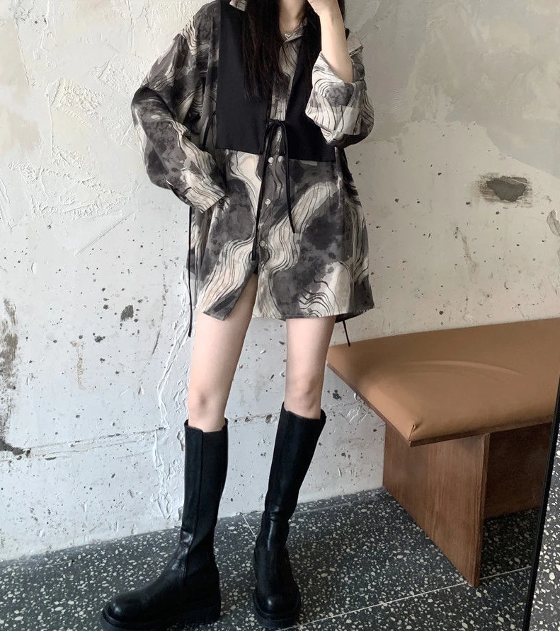 Retro short sleeved shirt+vest 2-piece set for women's fashion casual 2025 spring/summer new women's clothing
Retro short sleeved shirt+vest 2-piece set for women's fashion casual 2025 spring/summer new women's clothing