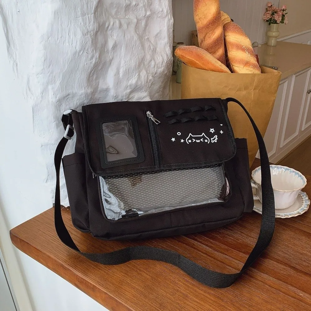 Легкая водонепроницаемая прозрачная сумка через плечо с рисунком котенка, большая вместительная японская сумка в стиле Харадзюку, значки, демонстрационная пластина из ПВХ
Легкая водонепроницаемая прозрачная сумка через плечо с рисунком котенка, большая вместительная японская сумка в стиле Харадзюку, значки, демонстрационная пластина из ПВХ