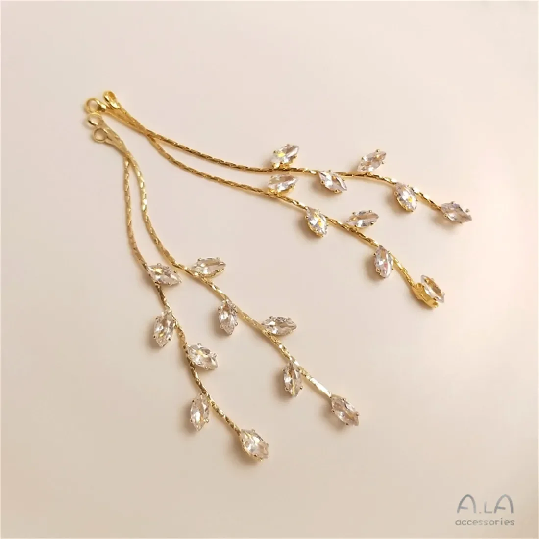 14K18K Gold Horse Eye Zircon Willow Tassel Pendant Handmade Earrings Diy Ear Accessories B834
14K18K Gold Horse Eye Zircon Willow Tassel Pendant Handmade Earrings Diy Ear Accessories B834