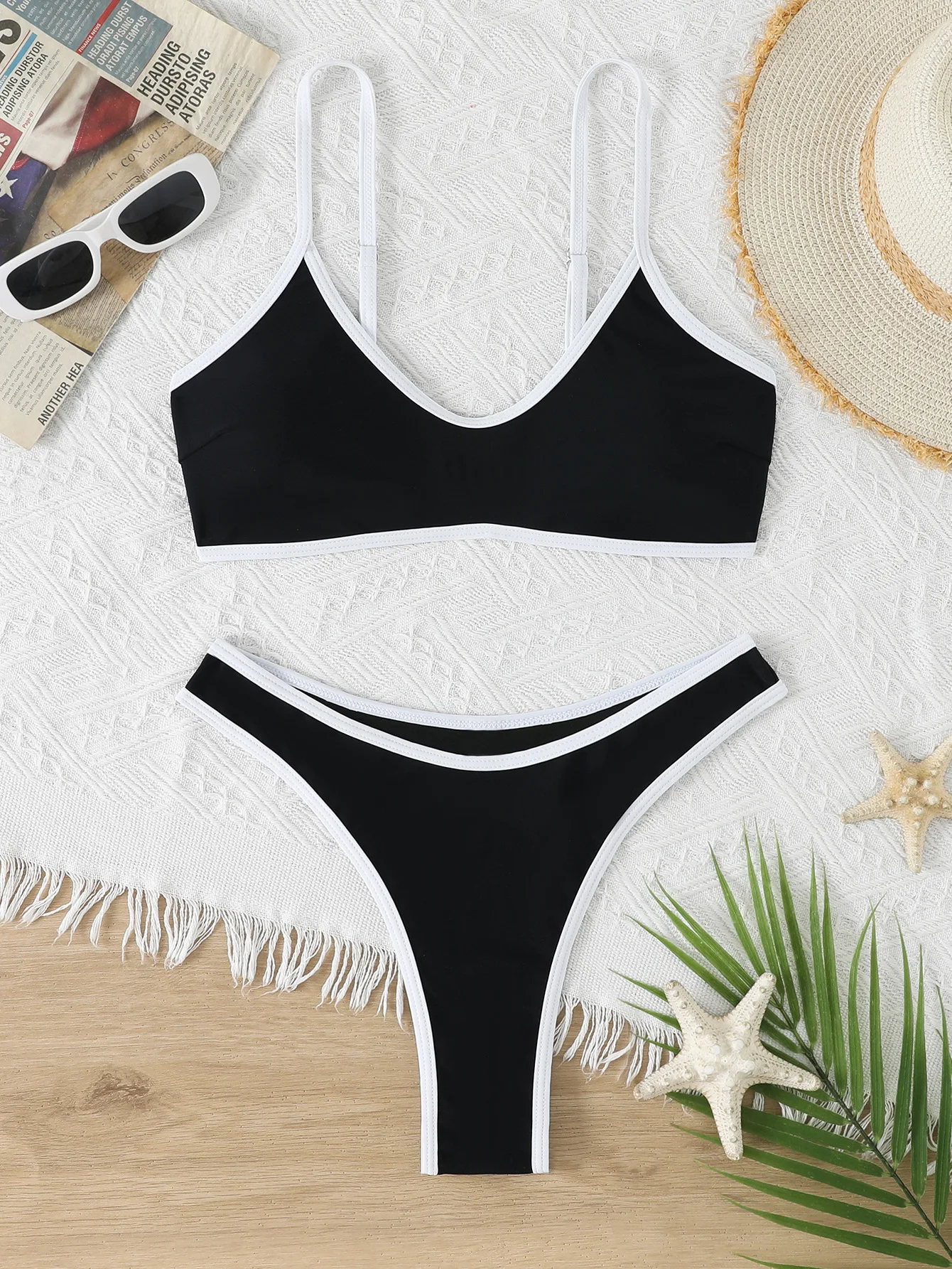 Сексуальный спортивный купальник-бикини из двух частей с эффектом пуш-ап, женский купальный костюм для пляжа, спортивный купальник, бикини
Сексуальный спортивный купальник-бикини из двух частей с эффектом пуш-ап, женский купальный костюм для пляжа, спортивный купальник, бикини