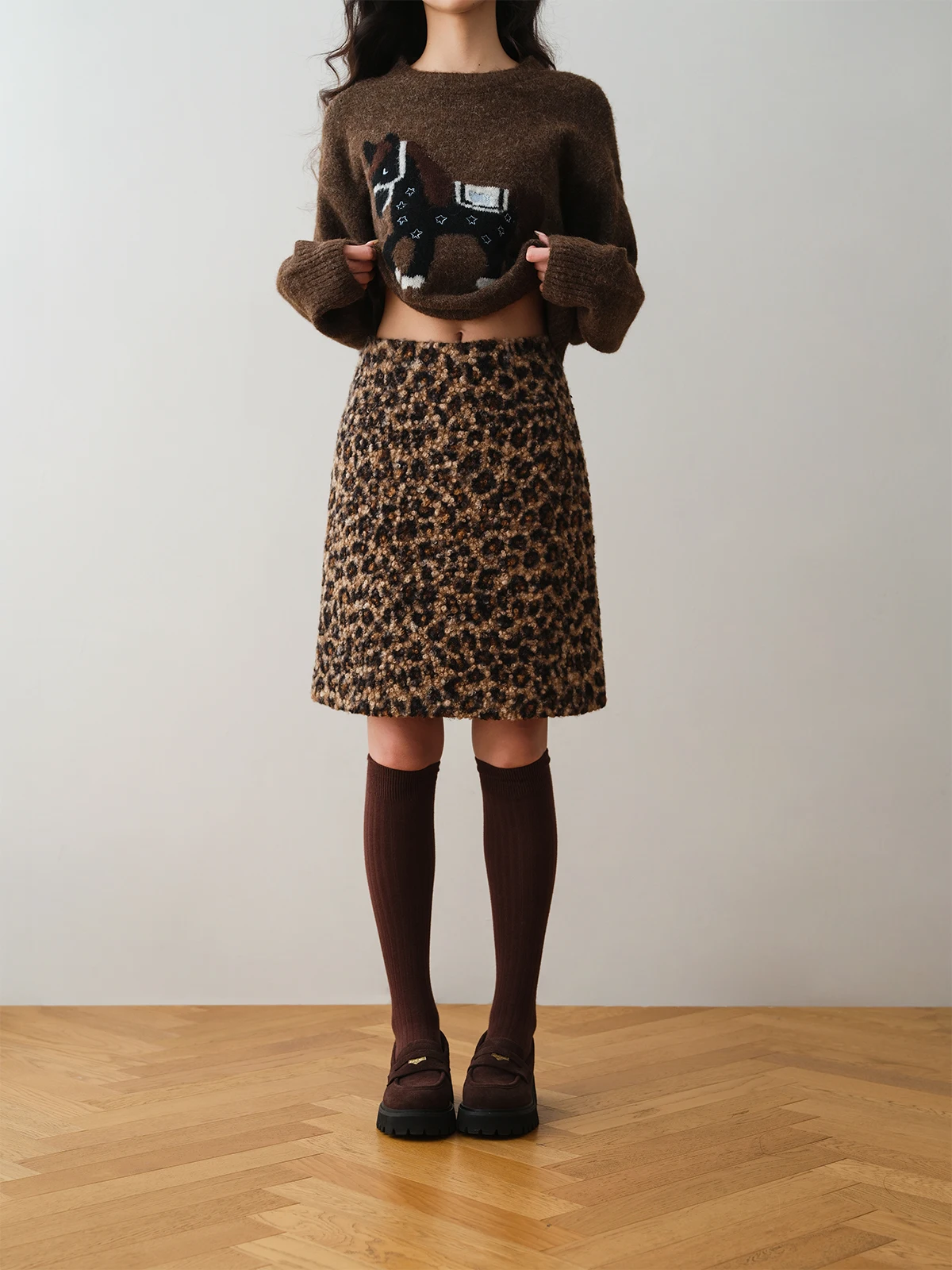 Retro American Sle f-length Leopard Print Skirt Women's High-waist Lamb Fur A-line Winter Faion Casual Skirts
Retro American Sle f-length Leopard Print Skirt Women's High-waist Lamb Fur A-line Winter Faion Casual Skirts