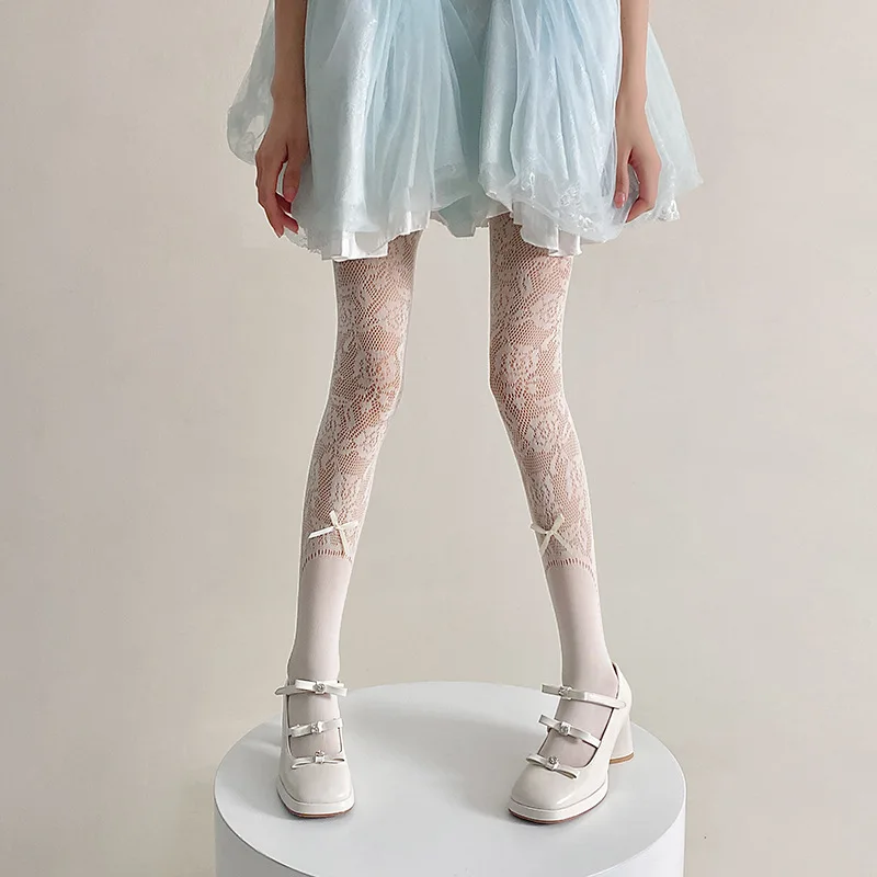 Retro Lace Rose Pattern White Pantyhose Thin Hollow Out Mesh Summer Breathable Patchwork Lolita Nylon Hosiery Tights
Retro Lace Rose Pattern White Pantyhose Thin Hollow Out Mesh Summer Breathable Patchwork Lolita Nylon Hosiery Tights