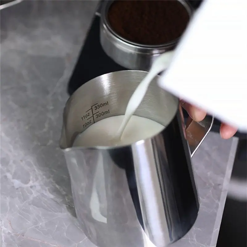 ABNH Чашка для кофе латте из нержавеющей стали 304, гальваническая чашка с заостренным горлом, итальянская чашка для латте со взбитым молоком, чашка для молочной пены
ABNH Чашка для кофе латте из нержавеющей стали 304, гальваническая чашка с заостренным горлом, итальянская чашка для латте со взбитым молоком, чашка для молочной пены