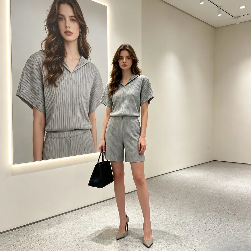 Miyake Pleated Hoodie and Shorts Set Summer New Fashion Casual Versatile Solid Color Short Sleeve Sweatshirt Two-Piece Set Pleat
Miyake Pleated Hoodie and Shorts Set Summer New Fashion Casual Versatile Solid Color Short Sleeve Sweatshirt Two-Piece Set Pleat