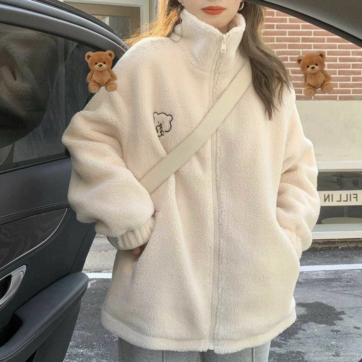 Lamb Fur Jacket Women's Autumn Winter Thickened Loose Casual Faux Lamb Fur Vest Sheepskin Leather And Fur Integrated Outerwear
Lamb Fur Jacket Women's Autumn Winter Thickened Loose Casual Faux Lamb Fur Vest Sheepskin Leather And Fur Integrated Outerwear