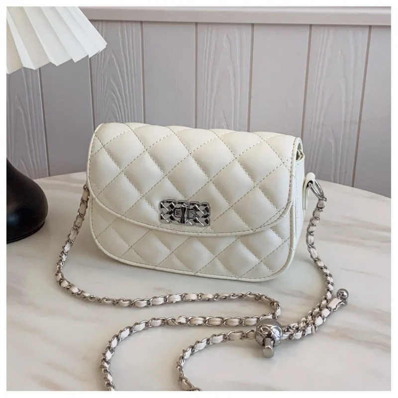 Classic Designer Paris High End Leather Luxury Ladies Messenger Bag Popular Classic Elegant Casual Simple Vintage Diaper Bag
Classic Designer Paris High End Leather Luxury Ladies Messenger Bag Popular Classic Elegant Casual Simple Vintage Diaper Bag