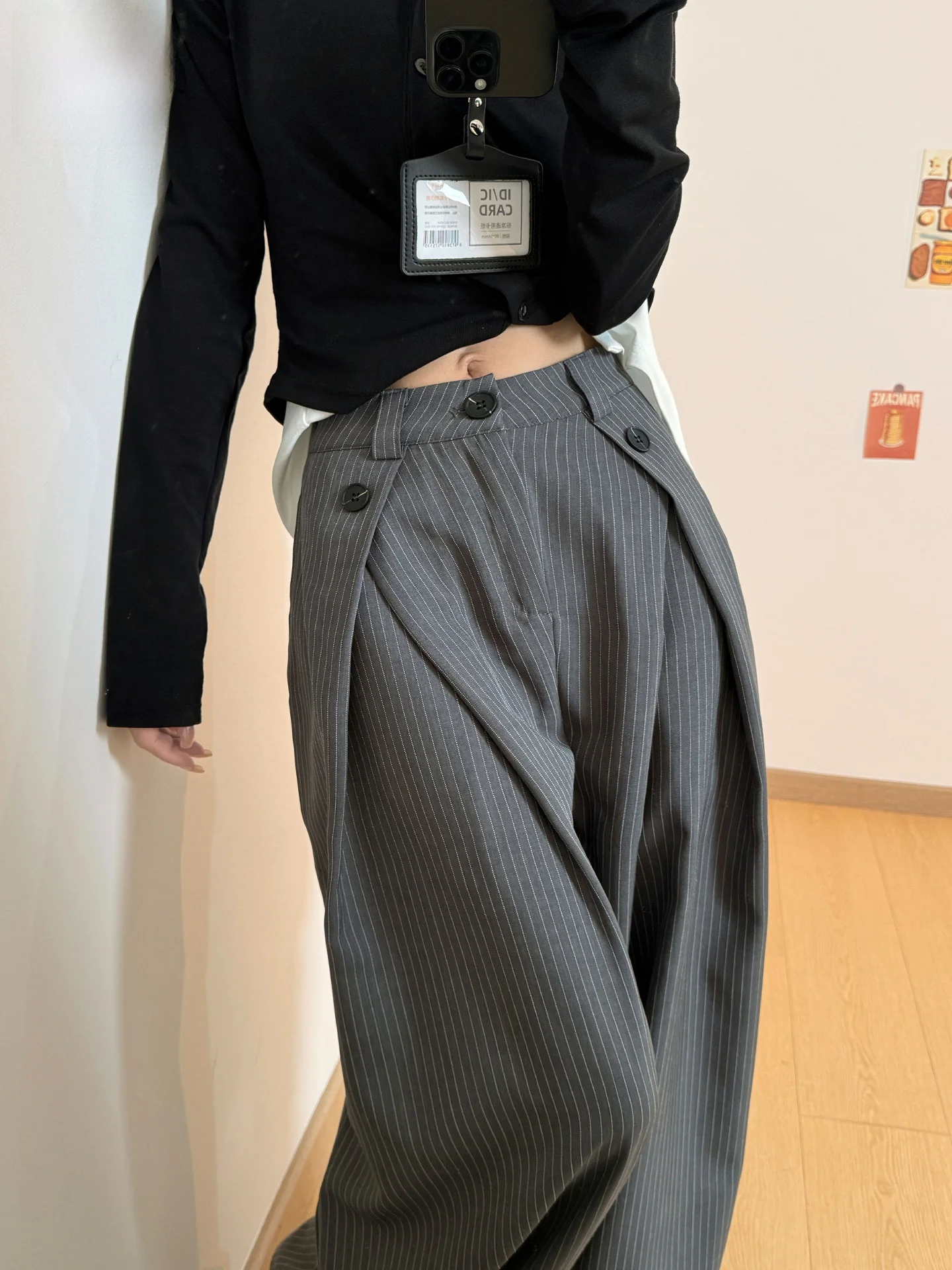 Gray Casual Wide Leg Pants Women's Spring Summer Design Loose Drapey Casual Trousers Straight Cut High Waist Elastic Waist
Gray Casual Wide Leg Pants Women's Spring Summer Design Loose Drapey Casual Trousers Straight Cut High Waist Elastic Waist