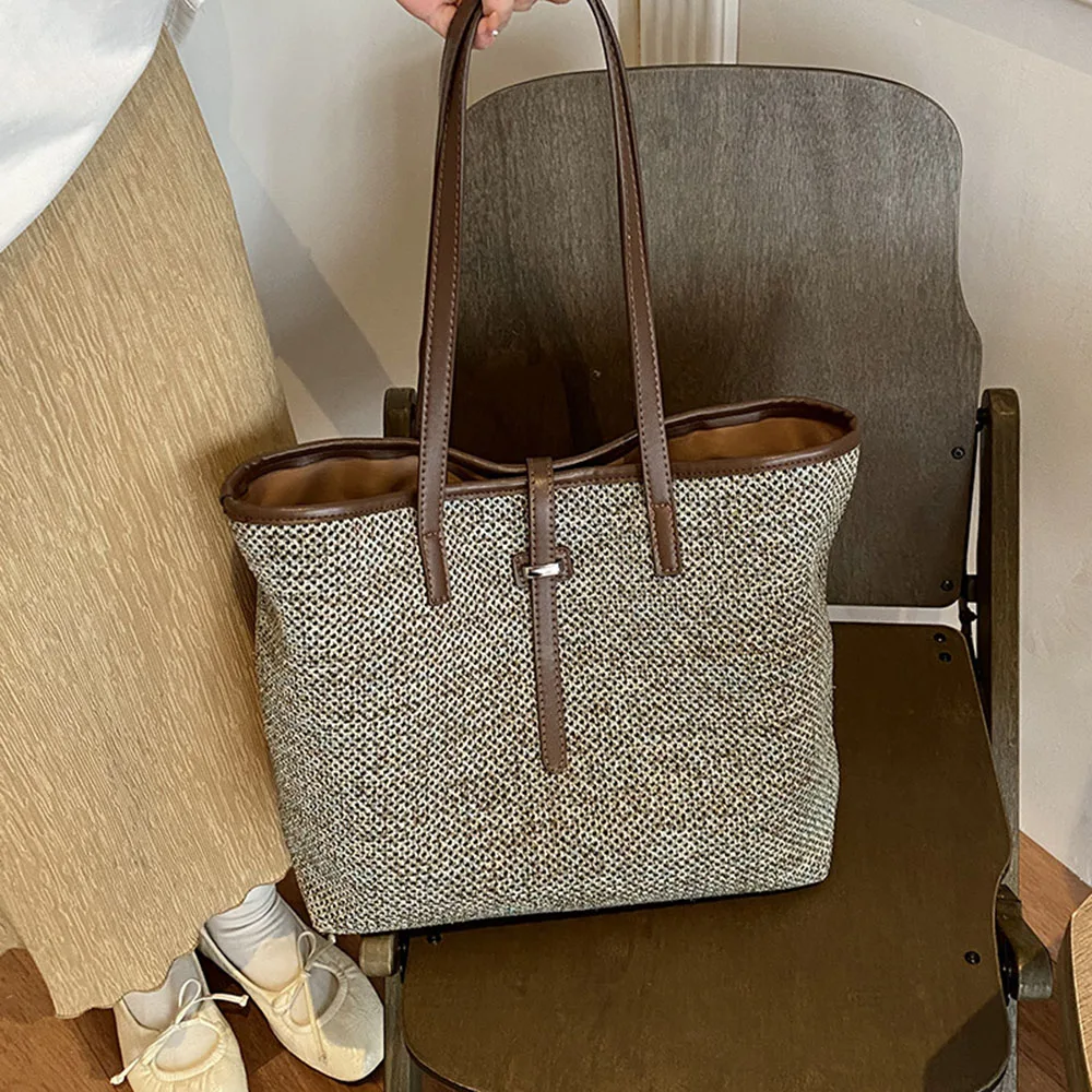 Summer Woven Design Women's Handbag Minimalist Large Capacity Bag New Fashion Solid Color Bags Portable Daily Bags For Women
Summer Woven Design Women's Handbag Minimalist Large Capacity Bag New Fashion Solid Color Bags Portable Daily Bags For Women