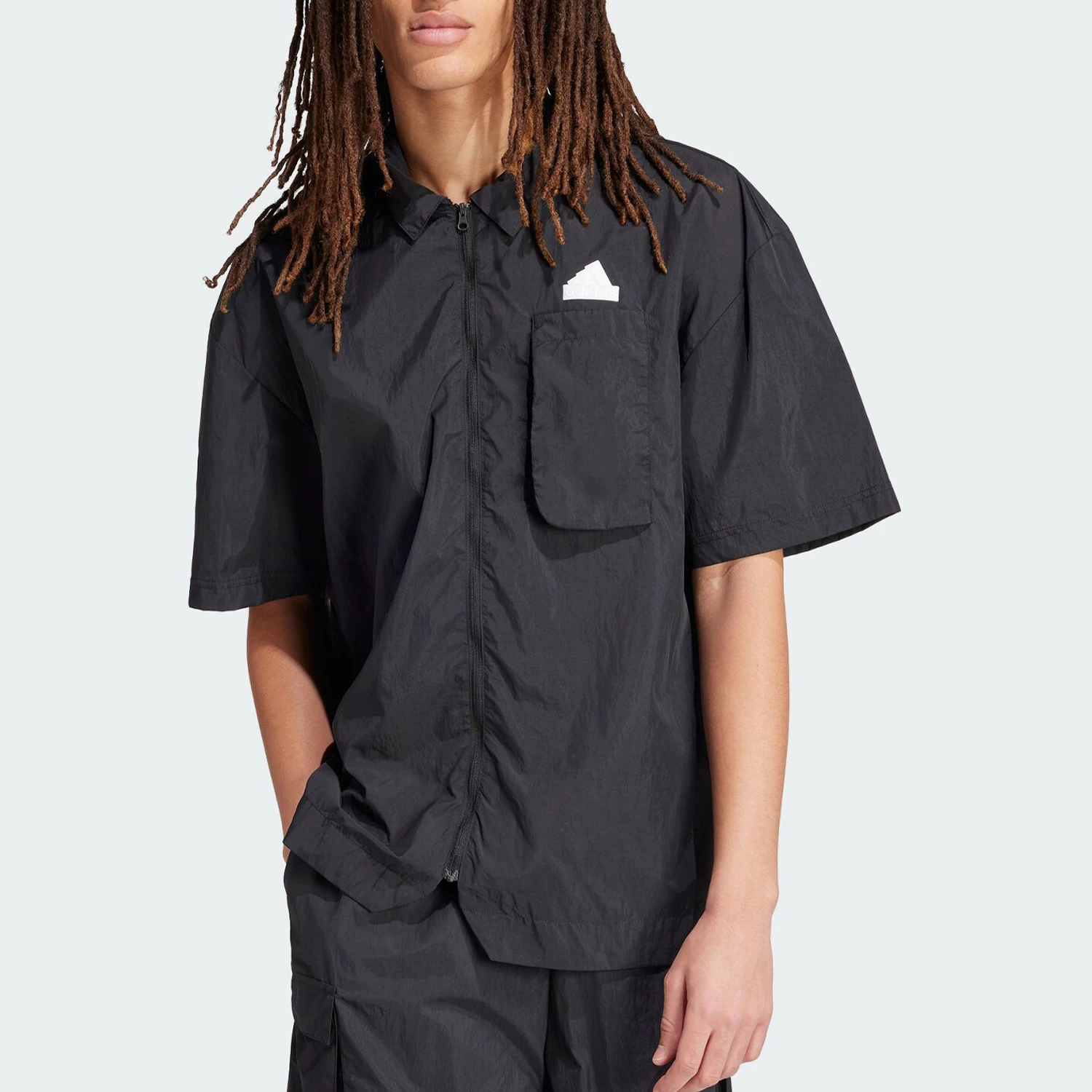 Оригинальная мужская рубашка Adidas M CE Q2 SHIRT с коротким рукавом и воротником IR5188
Оригинальная мужская рубашка Adidas M CE Q2 SHIRT с коротким рукавом и воротником IR5188