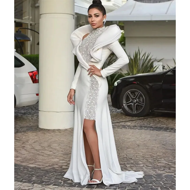 Classy High Neck Long Sleeves Evening Dresses Crystals Beaded Sweep Train Side Split Prom Gown Formal Wear Custom Made Vestidos
Classy High Neck Long Sleeves Evening Dresses Crystals Beaded Sweep Train Side Split Prom Gown Formal Wear Custom Made Vestidos