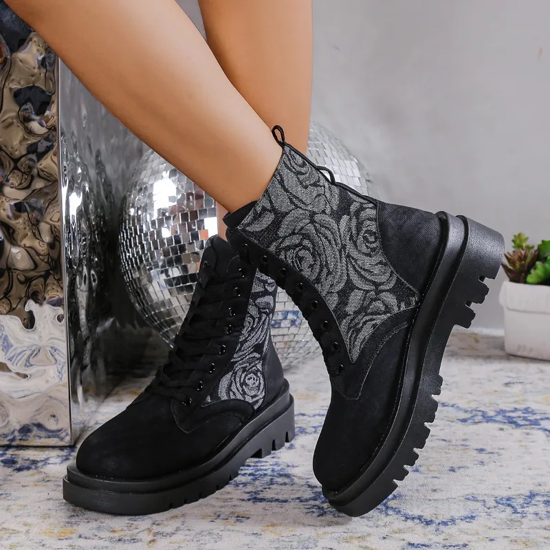 Ladies Shoes 2023 New Trendy Printing Women's Boots Round-toe High-top Lace-up Lady Ankle Boot Fashion Outdoor Platform Shoes
Ladies Shoes 2023 New Trendy Printing Women's Boots Round-toe High-top Lace-up Lady Ankle Boot Fashion Outdoor Platform Shoes