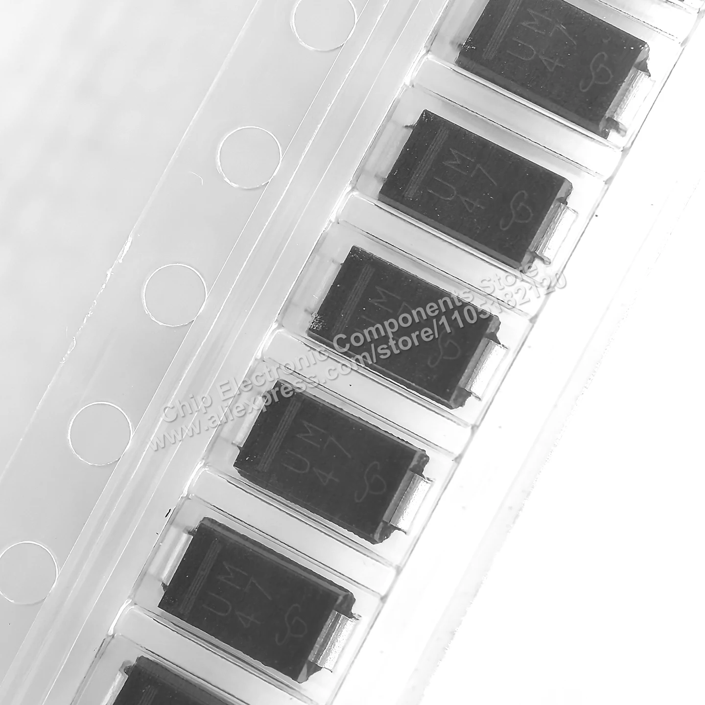 (30 PCS)Original IC US1M-E3/61T (UM marking) surface-mount ultrafast rectifier, SMA (DO-214AC) package
(30 PCS)Original IC US1M-E3/61T (UM marking) surface-mount ultrafast rectifier, SMA (DO-214AC) package