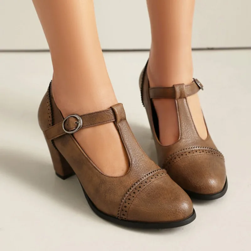 Винтажная женская обувь с круглым носком и Т-образным ремешком в стиле ретро, весенне-осенние туфли-лодочки на толстом высоком каблуке с пряжкой и ремешком Lady Mary Janes 
Винтажная женская обувь с круглым носком и Т-образным ремешком в стиле ретро, весенне-осенние туфли-лодочки на толстом высоком каблуке с пряжкой и ремешком Lady Mary Janes