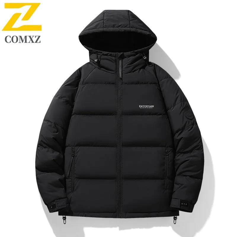 COMXZ 2025 мужской пуховик, новые высококачественные утолщенные куртки с капюшоном для приключений на открытом воздухе, однотонные легкие зимние пальто 
COMXZ 2025 мужской пуховик, новые высококачественные утолщенные куртки с капюшоном для приключений на открытом воздухе, однотонные легкие зимние пальто