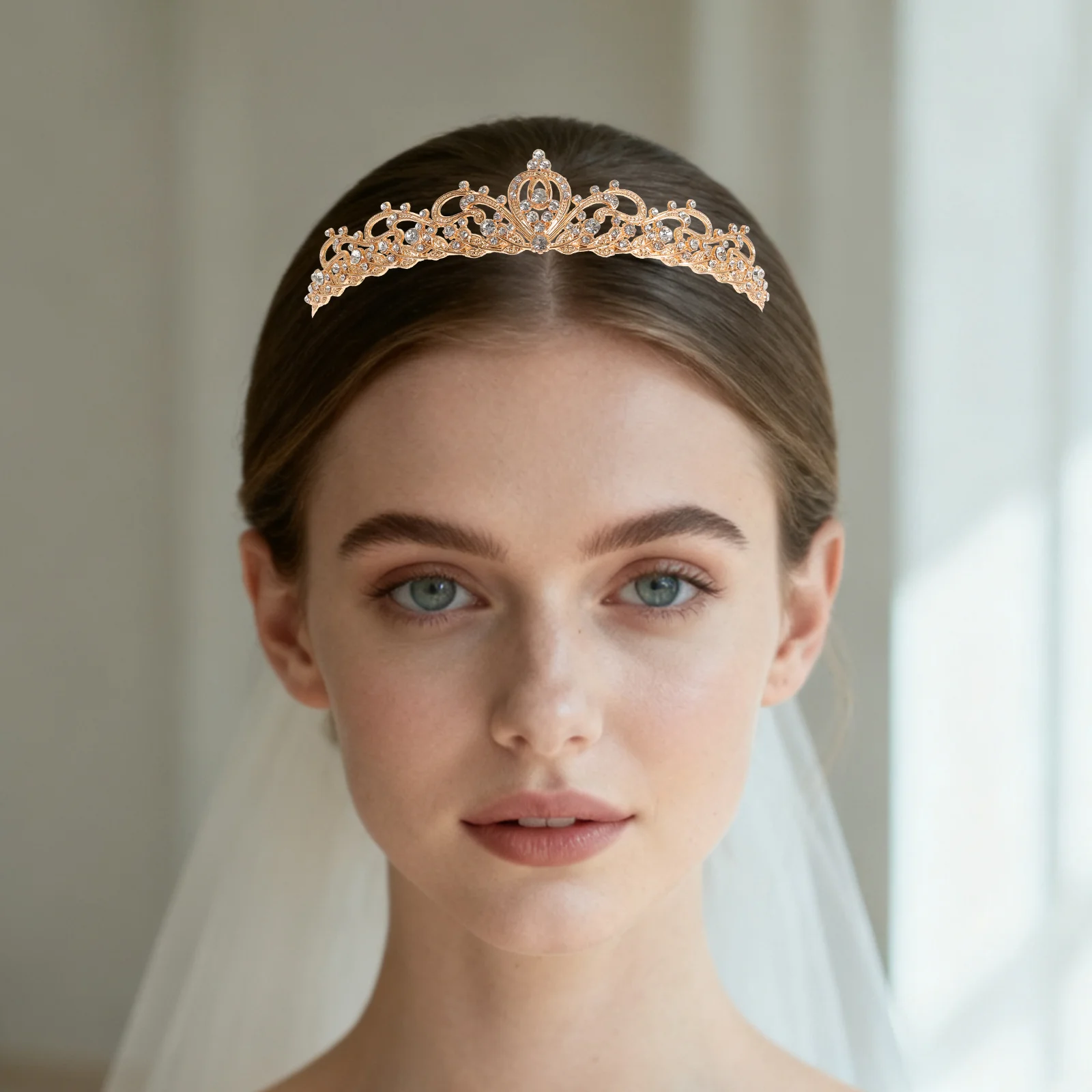 Vintage Baroque Bridal Crown Headband Rhinestone Wedding Hair Jewelry for Bride Elegant Headpiece Party Masquerade Costume
Vintage Baroque Bridal Crown Headband Rhinestone Wedding Hair Jewelry for Bride Elegant Headpiece Party Masquerade Costume