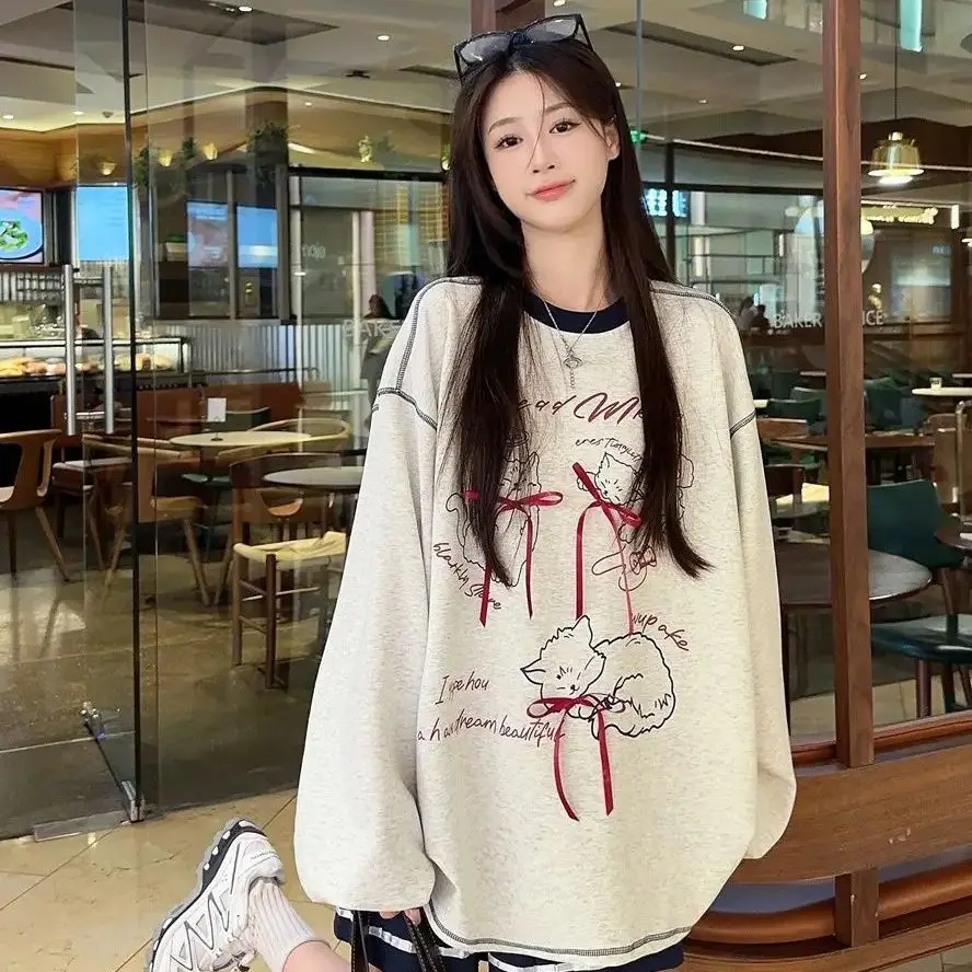 Cartoon Cat Printed Bow Long-Sleeved Sweatshirt Women Autumn New Design Contrast Color Lazy Style Loose Top
Cartoon Cat Printed Bow Long-Sleeved Sweatshirt Women Autumn New Design Contrast Color Lazy Style Loose Top