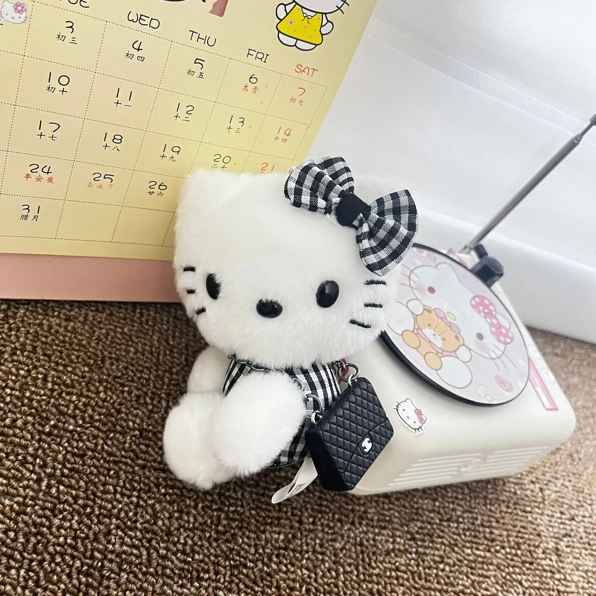 Kawaii Hello Kitty Cartoon Young Lady's Schoolbag Plush Keychain Anime Sanrio Girly Heart Cute Kt Plush Pendant Girl Gift
Kawaii Hello Kitty Cartoon Young Lady's Schoolbag Plush Keychain Anime Sanrio Girly Heart Cute Kt Plush Pendant Girl Gift