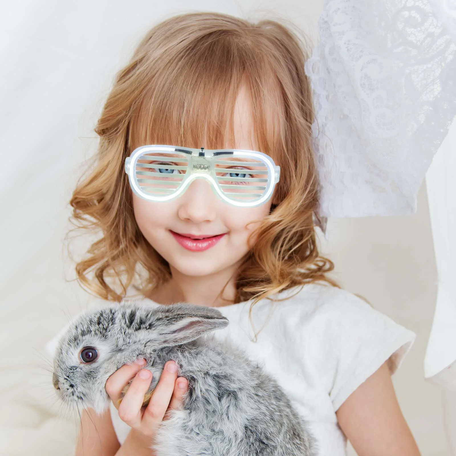2Pcs LED Luminous Eyeglasses Creative Flashing Glasses Party Eyeglasses Decor Children Flashing Glasses
2Pcs LED Luminous Eyeglasses Creative Flashing Glasses Party Eyeglasses Decor Children Flashing Glasses