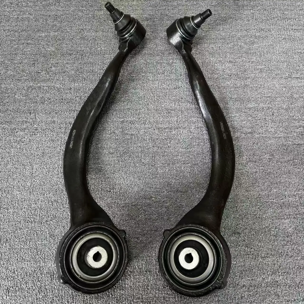 Be suitable for LR034219 LR034220 Suitable for discovering L462L405L494 control arm, swing arm customizable
Be suitable for LR034219 LR034220 Suitable for discovering L462L405L494 control arm, swing arm customizable