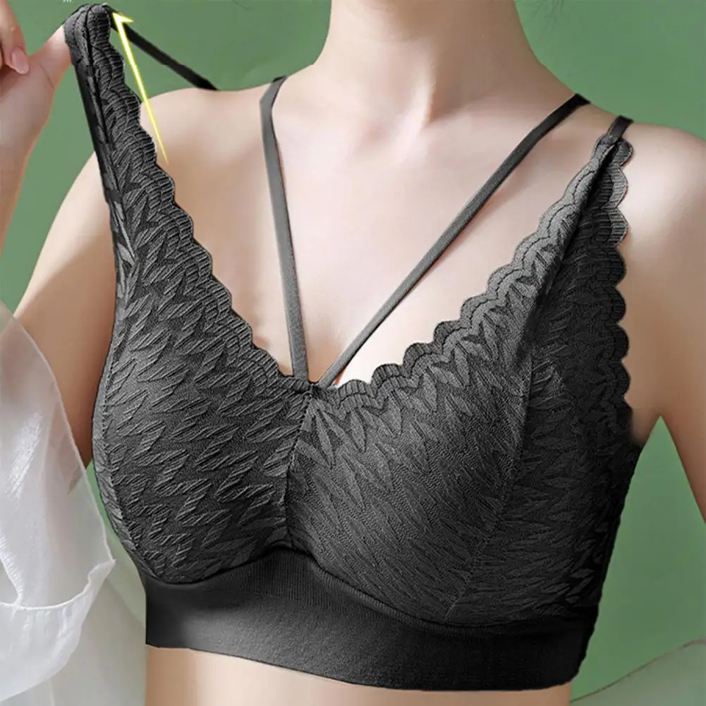 Women Lace Beauty Back Sling Bottoming Underwear French Style Inside Gathers Hollow Wrapped Chest No Steel Ring Bra
Women Lace Beauty Back Sling Bottoming Underwear French Style Inside Gathers Hollow Wrapped Chest No Steel Ring Bra